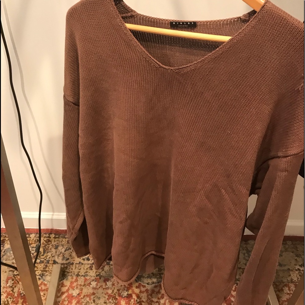 Sweater v neck